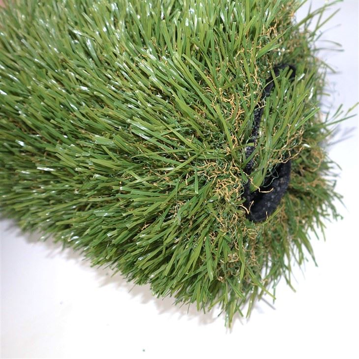 Nontoxic Anti-Fire Artificial Grass Friendly To Pets And Children suppliers