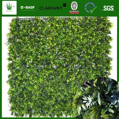 Parede de plantas falsas